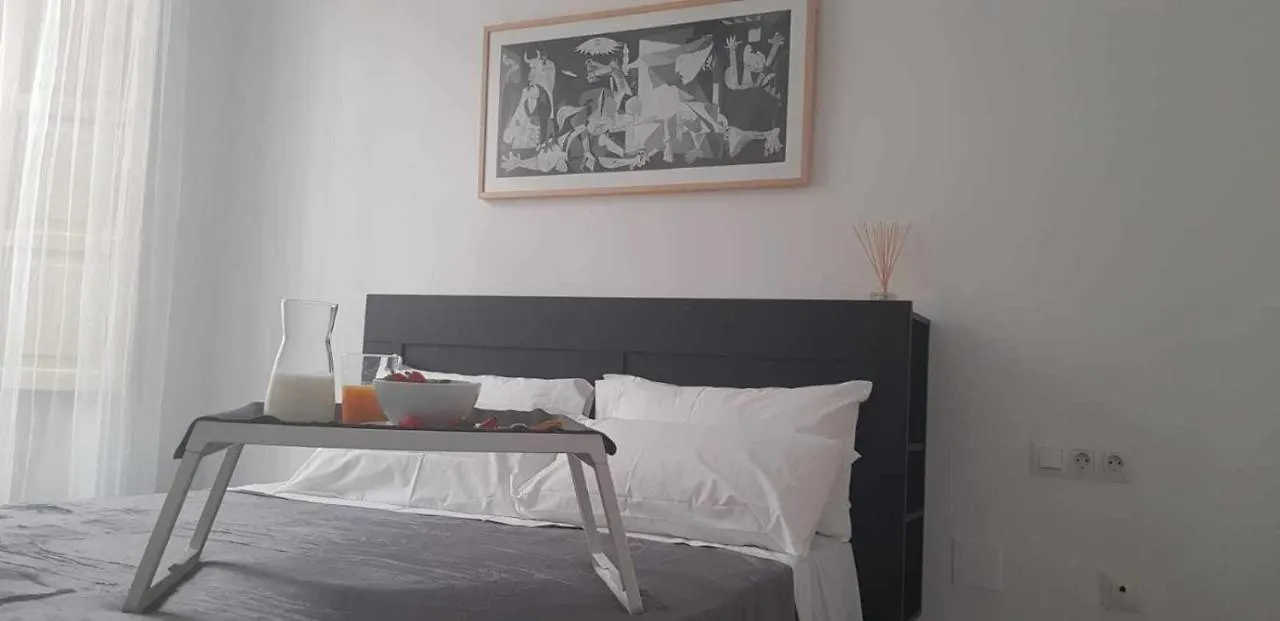 Apartamento Acogedor Apartamento en el Corazón de Málaga
